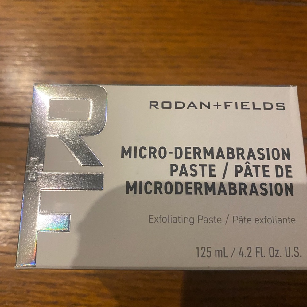 Rodan + Fields Silver and White Micro-Dermabrasion Paste